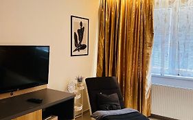 Sparrow Apartmens - Vrabcia Ulica 9, Kosice