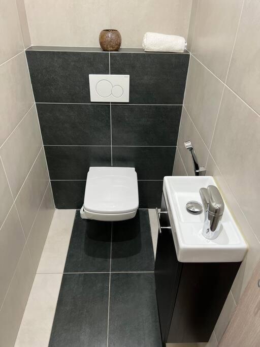 Sparrow Apartmens - Vrabcia Ulica 9, Košice Exteriér fotografie